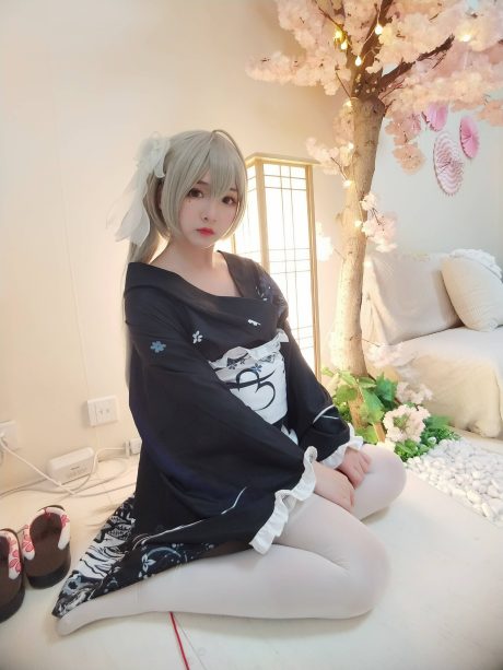 古川kagura还原和服春日野穹COS,樱花树下的穹妹清冷恬静