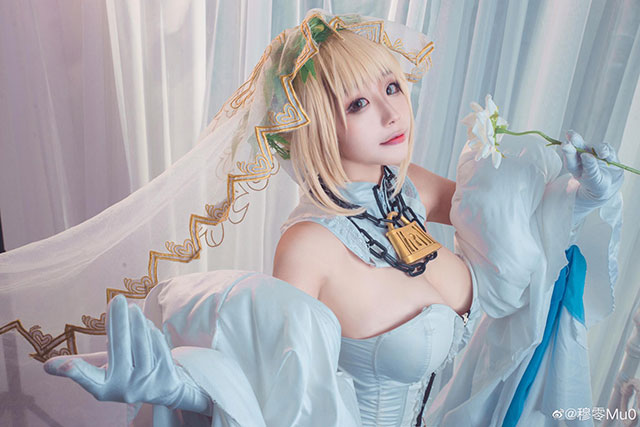 穆零Mu0出镜《Fate/Grand Order》尼禄花嫁COS，纯白礼服尽显罗马帝王气场