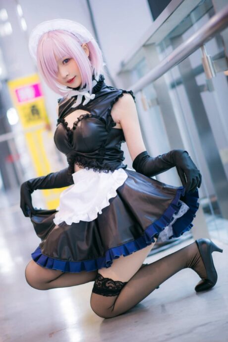 小南宫演绎FGO玛修COS,黑白女仆战斗装还原迦勒底守护者