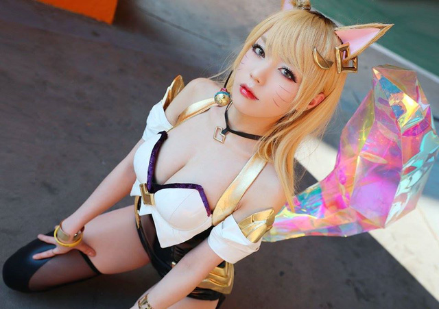 Eki_Holic《英雄联盟》阿狸COS：还原九尾妖狐经典造型与灵动神韵