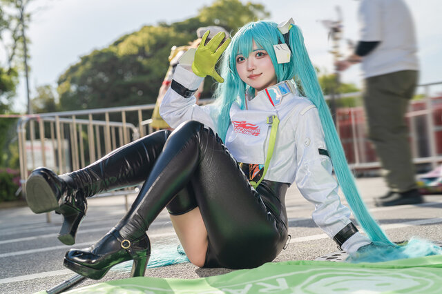 千夢chimu出镜NICONICO超会议,赛车初音未来COS现场返图