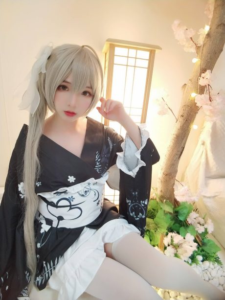 古川kagura还原和服春日野穹COS,樱花树下的穹妹清冷恬静