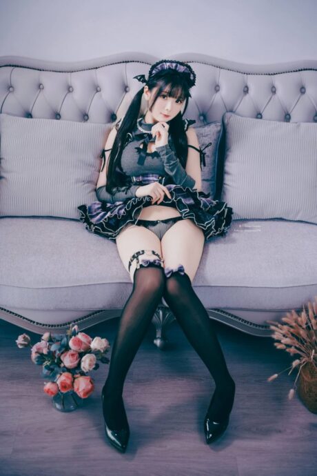 霜月shimo女仆紫黑恶魔造型图赏：蕾丝蝙蝠元素打造暗黑甜系21P
