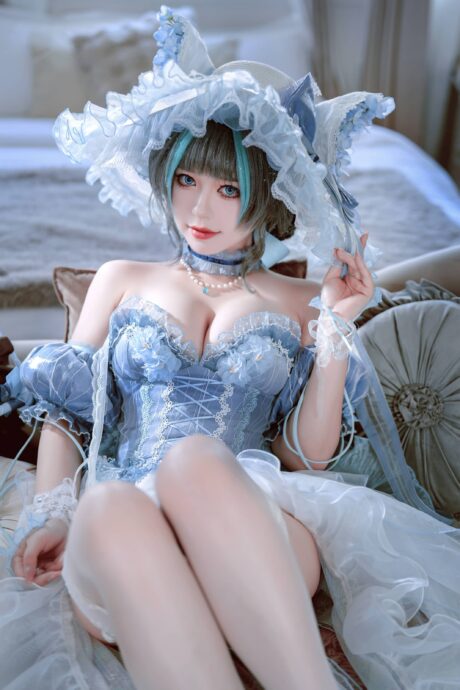BANBANKO半半子COS碧蓝航线柴郡婚纱，蓝白礼服尽显优雅高贵
