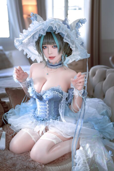 BANBANKO半半子COS碧蓝航线柴郡婚纱，蓝白礼服尽显优雅高贵