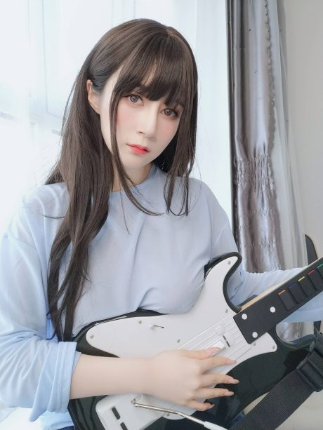 白银81个人资料简介:从私人医生到宅家女友写真的代表作品盘点