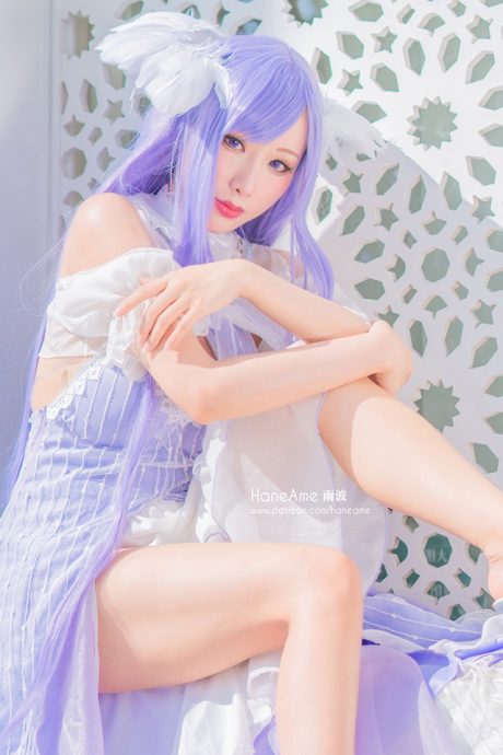 雨波_HaneAme刀剑神域葵妮拉COS:缎面薄裙与冷艳支配感的写实还原