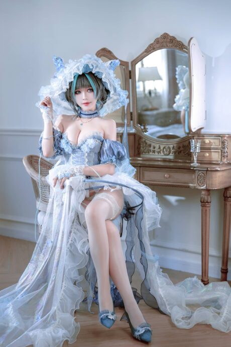 BANBANKO半半子COS碧蓝航线柴郡婚纱，蓝白礼服尽显优雅高贵