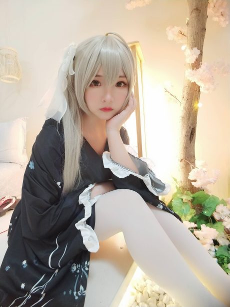 古川kagura还原和服春日野穹COS,樱花树下的穹妹清冷恬静