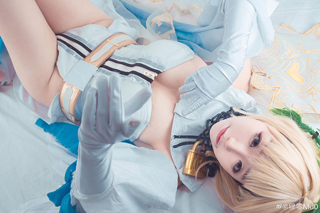 穆零Mu0出镜《Fate/Grand Order》尼禄花嫁COS，纯白礼服尽显罗马帝王气场