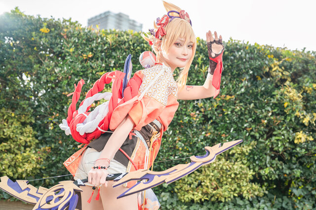 Sumeko池袋漫展COS《原神》宵宫：街头抓拍重现夏祭少女的元气笑容