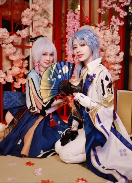 ShoShang出镜《原神》神里绫华COS：尽显名门大小姐的典雅气质与剑术身姿