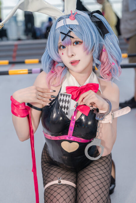 DyangYi亮相C106展会,俏皮演绎初音未来经典兔女郎COS