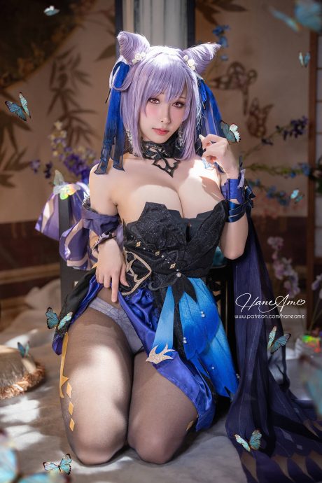 COS雨波_HaneAme还原原神刻晴,古典布景与紫色华服重现璃月玉衡星