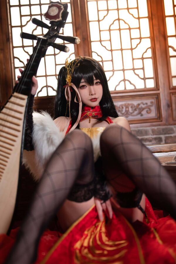 碧蓝航线大凤红金旗袍COS：yuuhui玉汇写真展现中式古典华服魅力
