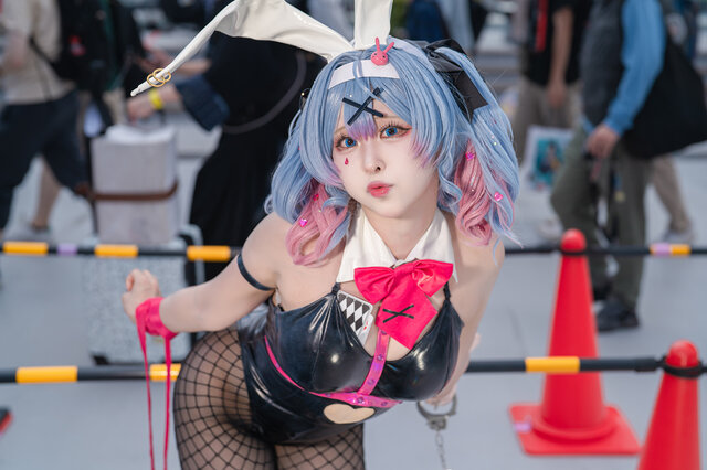 DyangYi亮相C106展会,俏皮演绎初音未来经典兔女郎COS