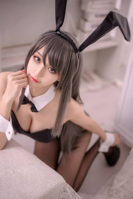 沧霁桔梗简介:从177cm高挑模特到CJ获奖的人气COS创作者