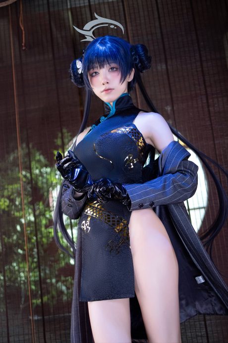 还原《碧蓝档案》玄龙门会长，水淼aqua的cosplay写真作品展现妃咲冷艳气质