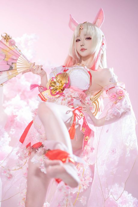 永劫无间胡桃cos星之迟迟：换上樱云天女华服，还原土御门大小姐灵动甜美