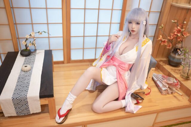 清水由乃的cos作品：还原美少女万华镜雪女原服，诠释和室清冷神韵