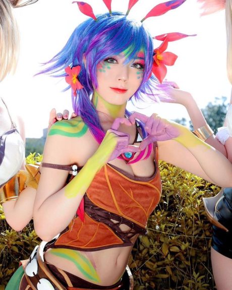 Eki_Holic《英雄联盟》阿狸COS：还原九尾妖狐经典造型与灵动神韵