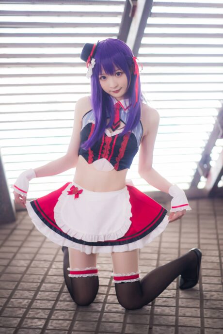 南宫COS《Fate/stay night》间桐樱,红黑女仆装演绎别样俏皮温柔