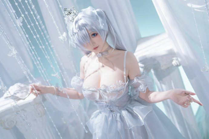 星之迟迟妮姬cos灰姑娘图集：华丽透光礼服还原童话水晶战姬