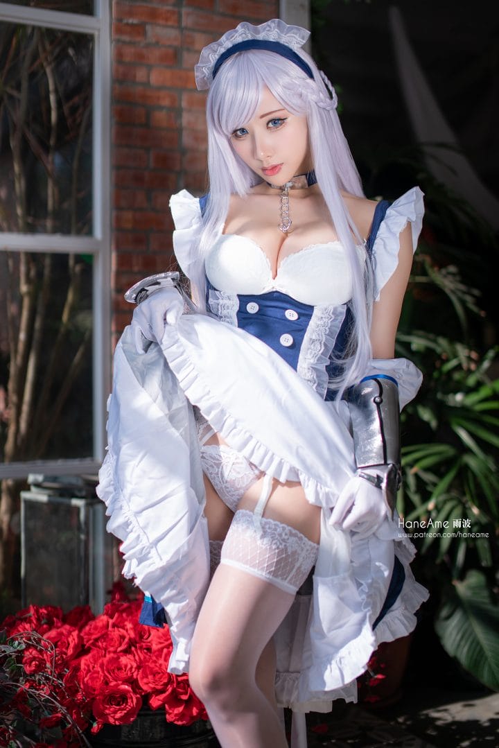 雨波_HaneAme cos《碧蓝航线》贝尔法斯特:白发女仆装的优雅还原