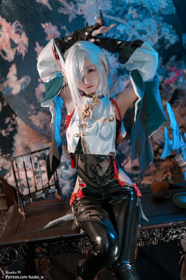 Kuuko_W原神申鹤COS写真 白色旗袍造型还原璃月仙家弟子