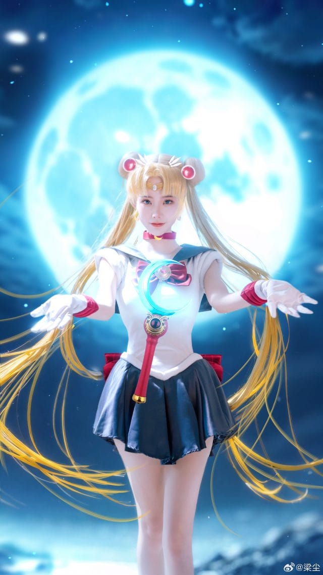 梁尘COS月野兔：双马尾水手服精准还原《美少女战士》经典造型