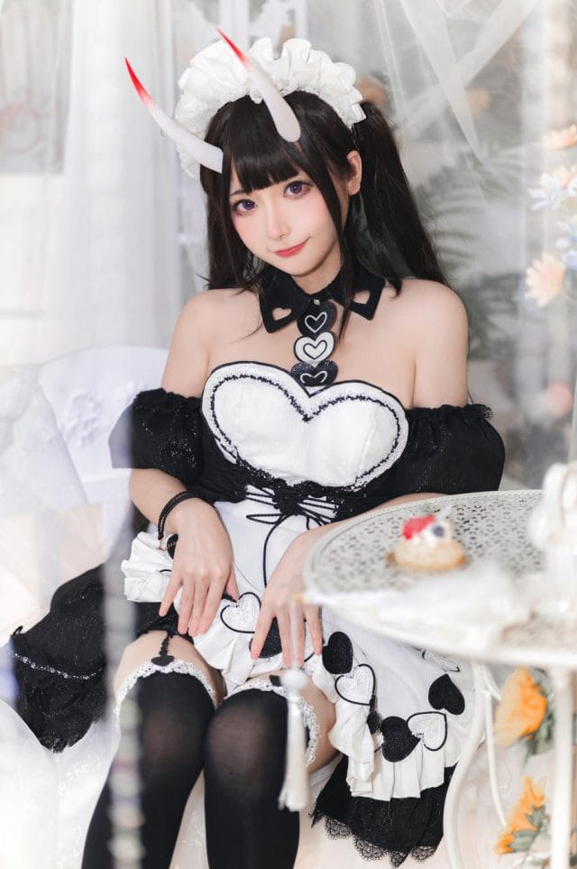 是三不是世W碧蓝航线能代COS写真:清新短发舰娘的活泼少女还原