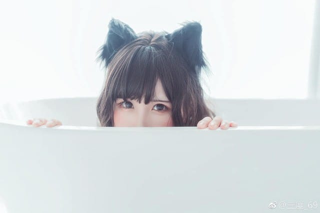 三度_69 COS白雪公主:甜美与大胆并存的现代风格改编图集