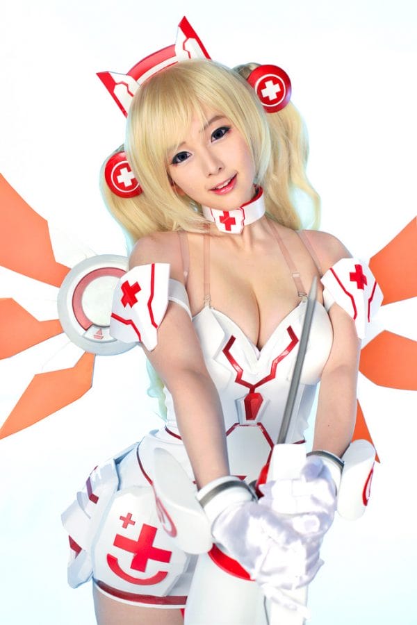 Doremi演绎Lost Saga机器人护士,白色机甲配巨型注射器