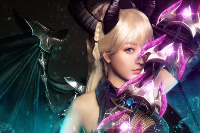 Cindy cos洛奇链刃师：魔幻与飒爽并存的游戏角色还原