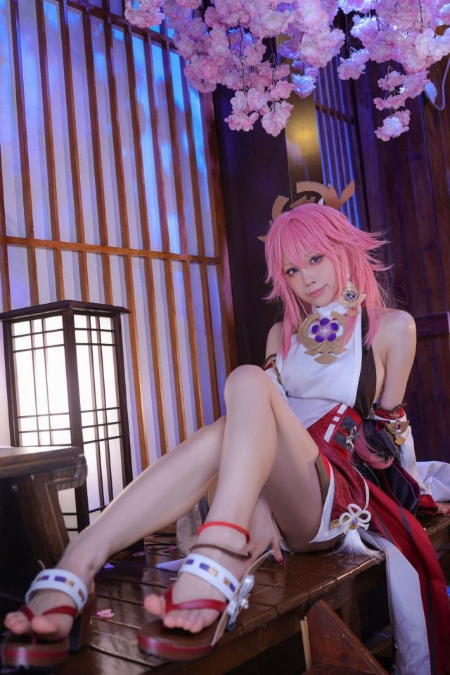 水淼aqua《原神》八重神子COS，粉紫和风造型还原狐族大巫女