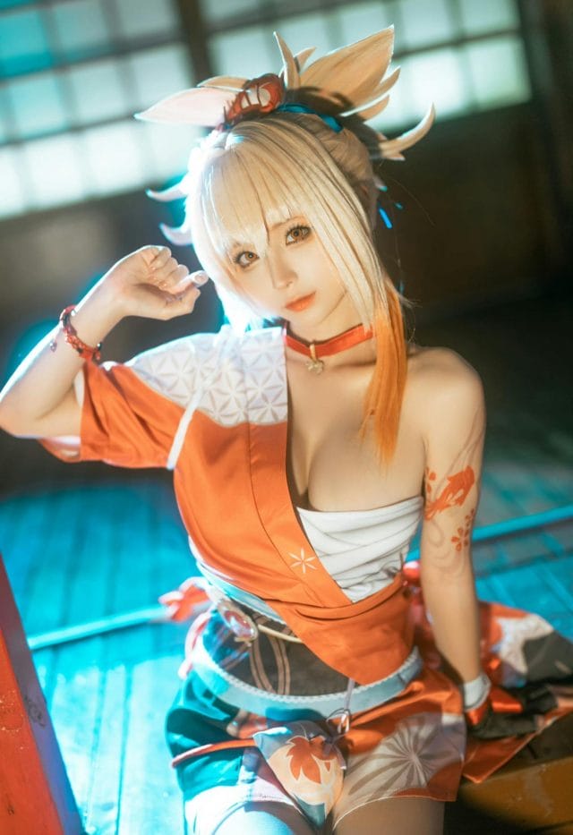 蠢沫沫《原神》宵宫COS,红色和服还原烟花女王的热烈气质