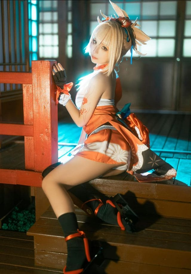 蠢沫沫《原神》宵宫COS,红色和服还原烟花女王的热烈气质