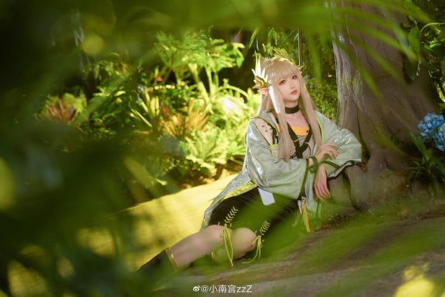 小南宫zzZ明日方舟缪尔赛思COS,树林场景还原生态科主任
