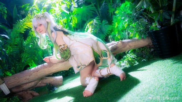 菌儿rikushi cos原神纳西妲 绿植环绕下的清透小草神写真