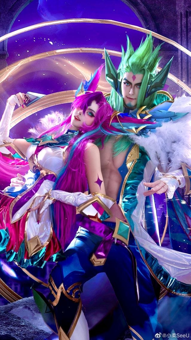 小柔SeeU与W小小白W合作星之守护者霞洛双人COS 紫粉星光下的英雄联盟情侣还原