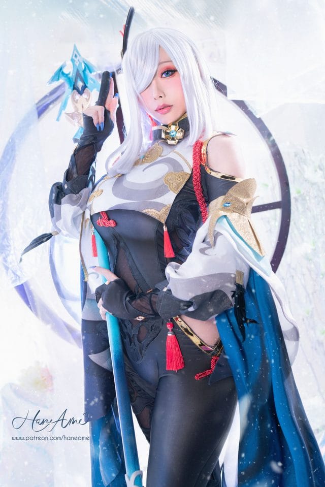 雨波_HaneAme 原神申鹤 COS 图集，银发仙家弟子造型还原