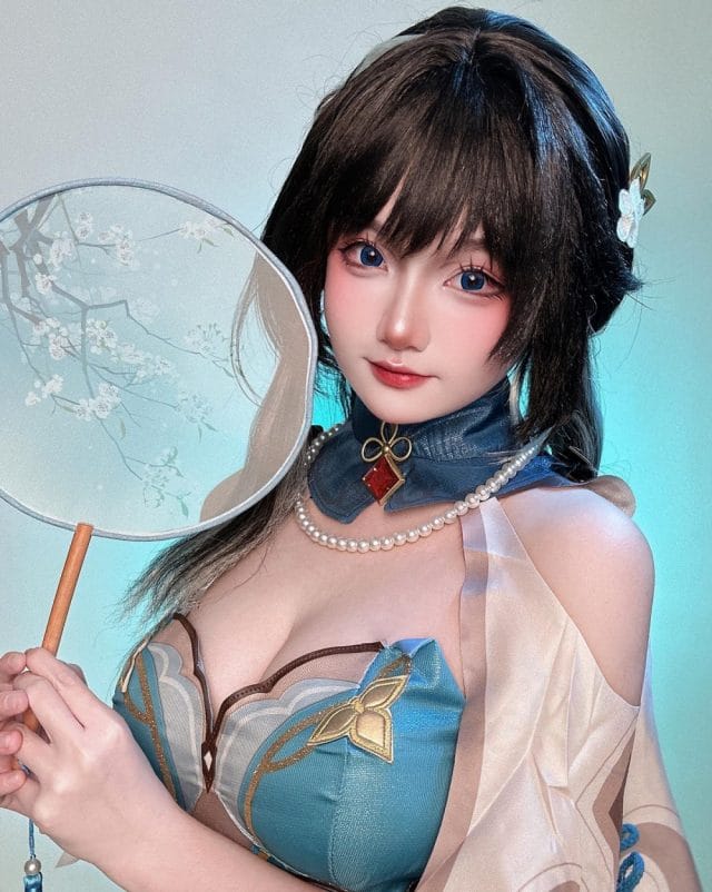 小鱼KIKO阮·梅COS写真:崩坏星穹铁道天才学者的温柔疏离感