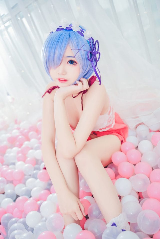 猫君君MaoJun英梨梨与蕾姆COS写真：清甜幼态系少女的双面角色演绎