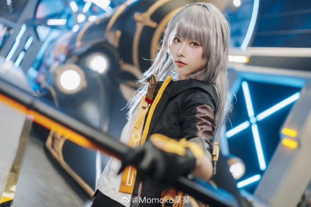 Momoko葵葵《崩坏：星穹铁道》开拓者·星COS 广州萤火虫漫展飒爽造型