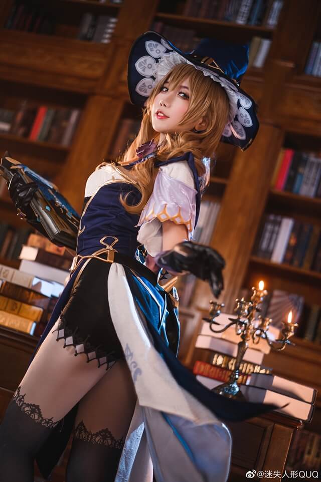 迷失人形QUQ原神丽莎COS图集：还原西风骑士团优雅迷人的蔷薇魔女