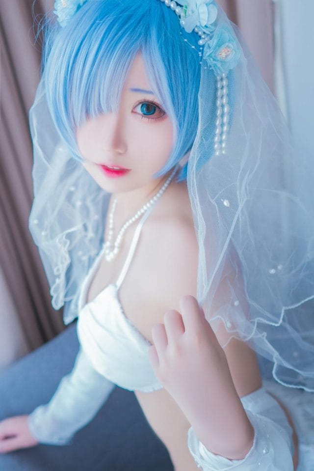 猫君君MaoJun英梨梨与蕾姆COS写真：清甜幼态系少女的双面角色演绎