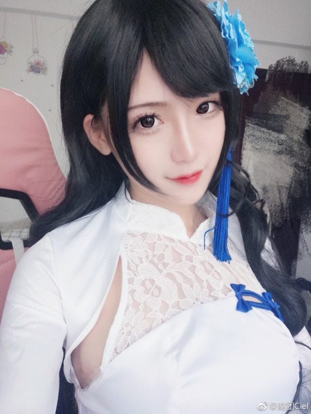 腐团Ciel《少女前线》95式旗袍造型 贴身剪裁展现东方曲线美