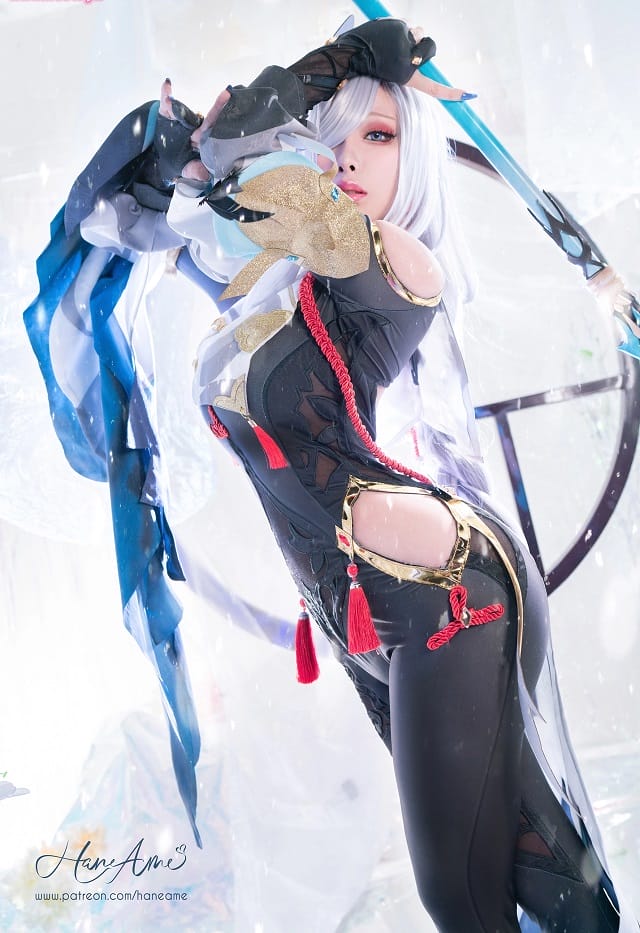 雨波_HaneAme 原神申鹤 COS 图集，银发仙家弟子造型还原