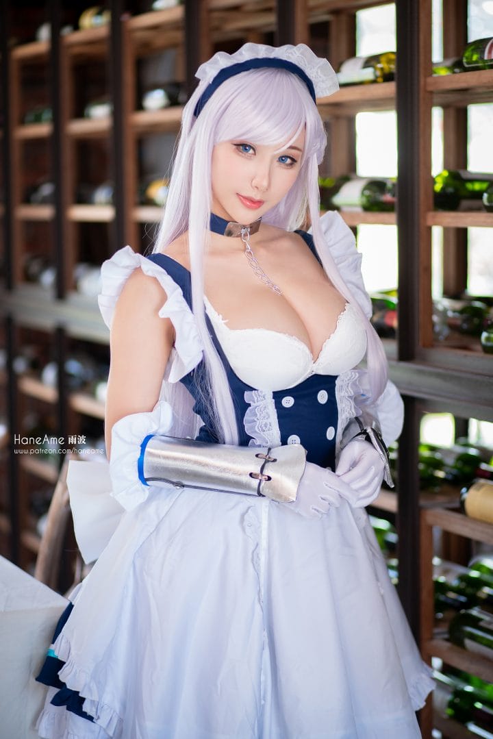 雨波_HaneAme cos《碧蓝航线》贝尔法斯特:白发女仆装的优雅还原