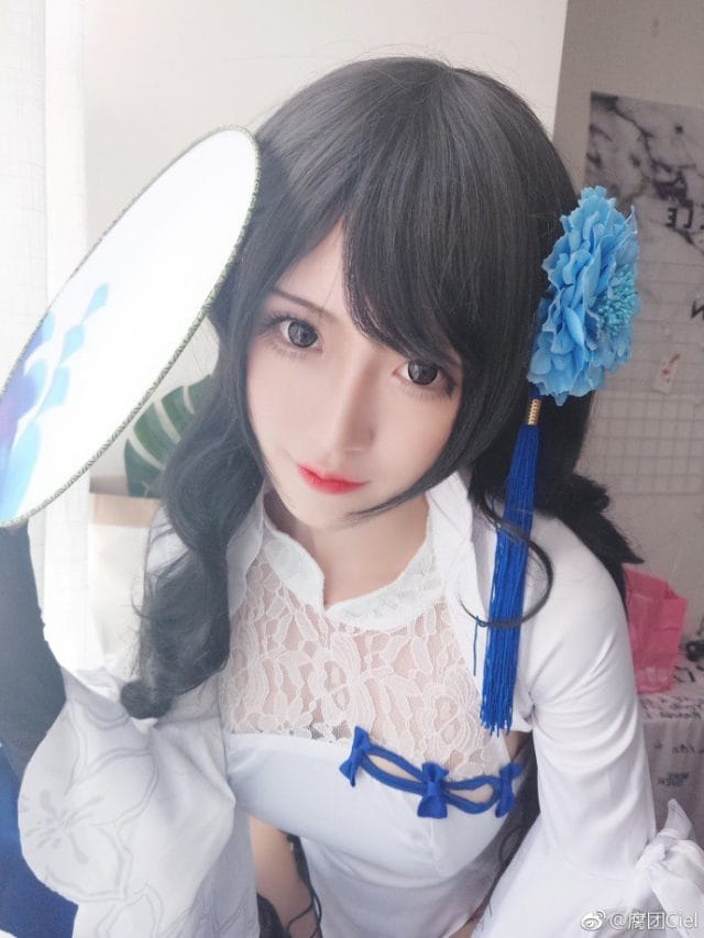 腐团Ciel《少女前线》95式旗袍造型 贴身剪裁展现东方曲线美